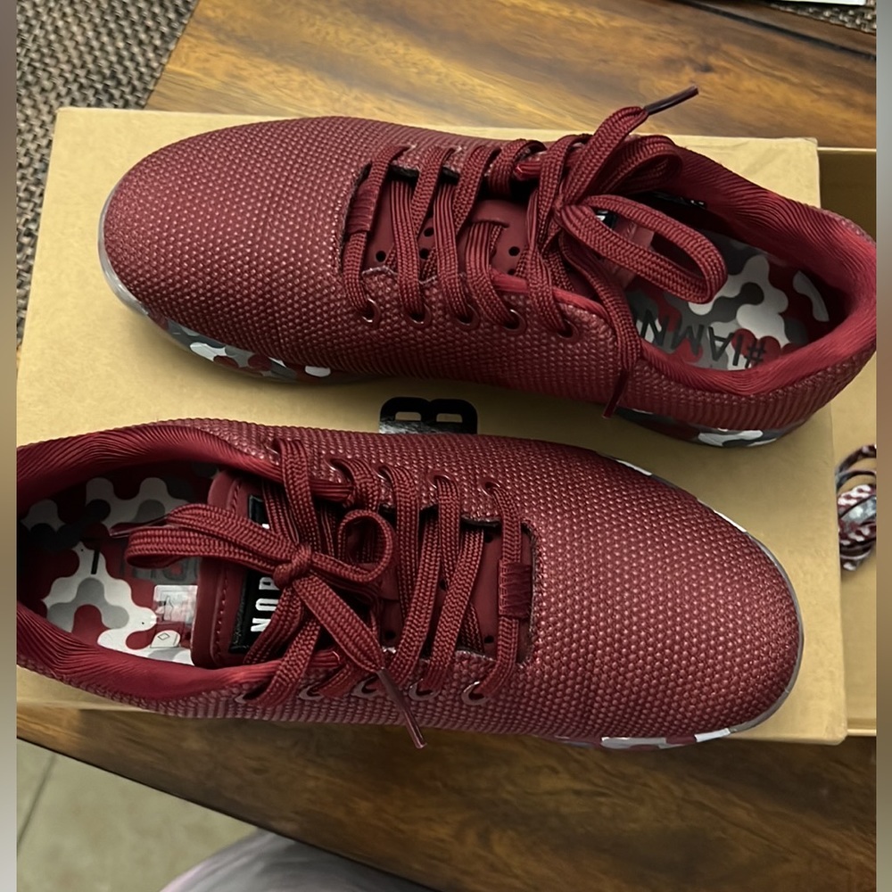 Nobull Women’s Trainers NEW Never Worn